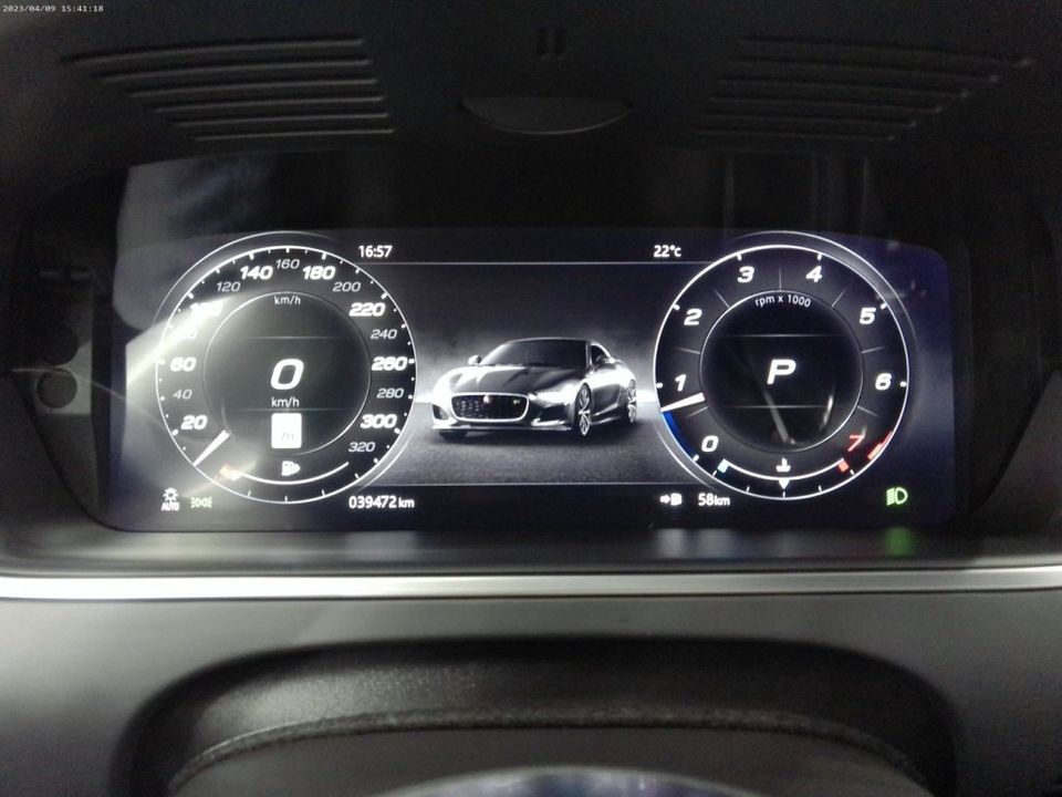 Jaguar F-TYPE 2021 - Image 13