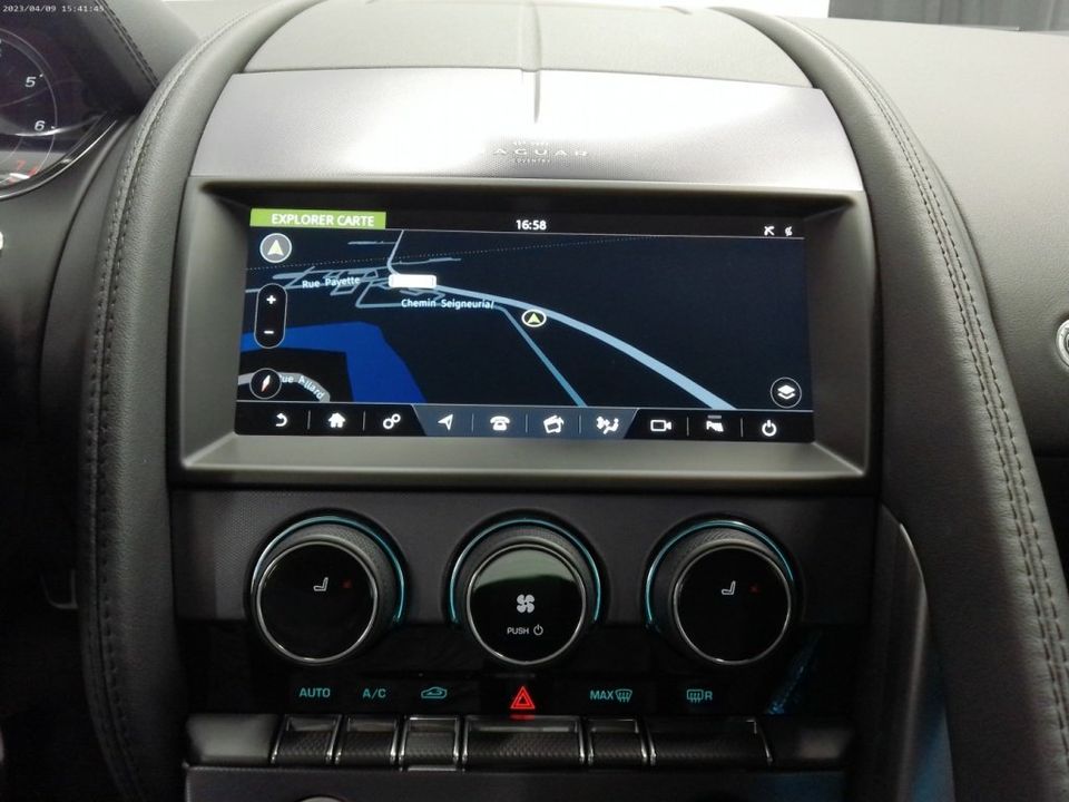 Jaguar F-TYPE 2021 - Image 15