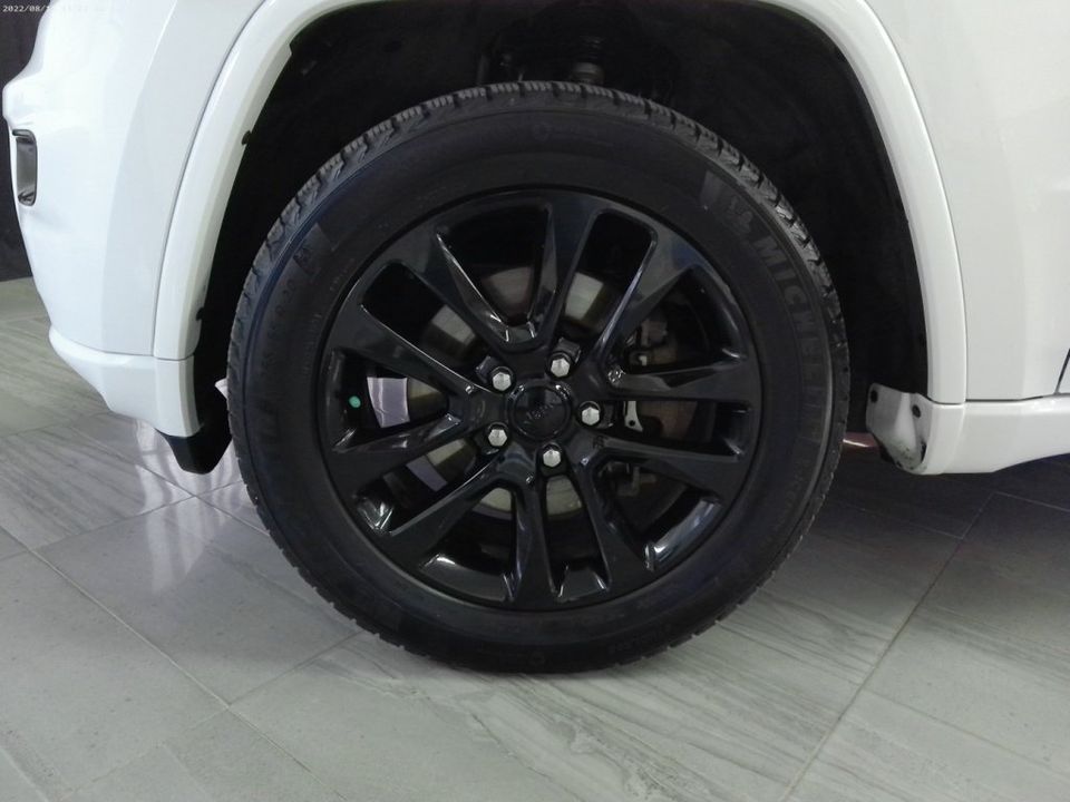 Jeep Grand Cherokee 2021 - Image 9
