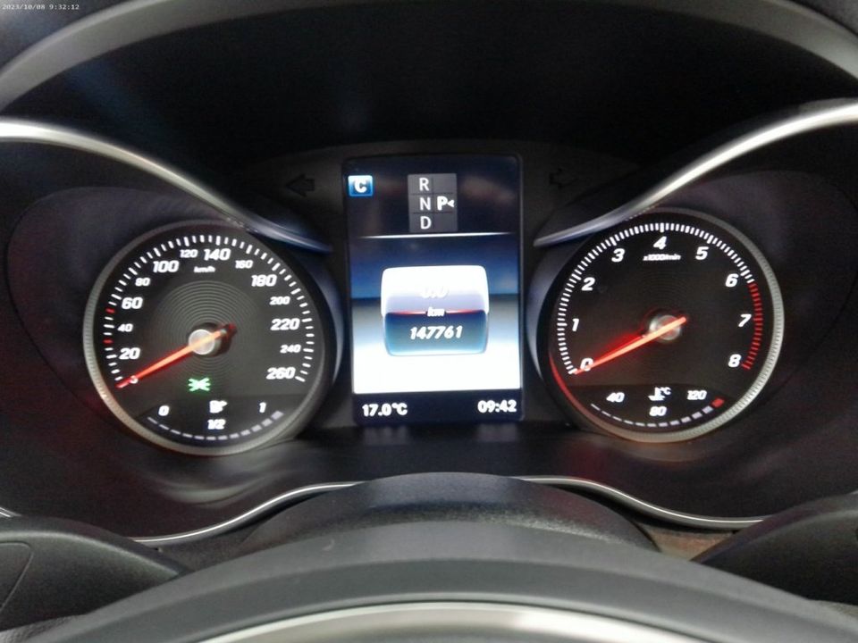 Mercedes-Benz C-Class 2016 - Image 10