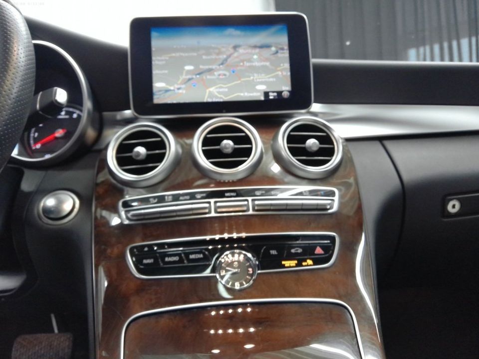 Mercedes-Benz C-Class 2016 - Image 13