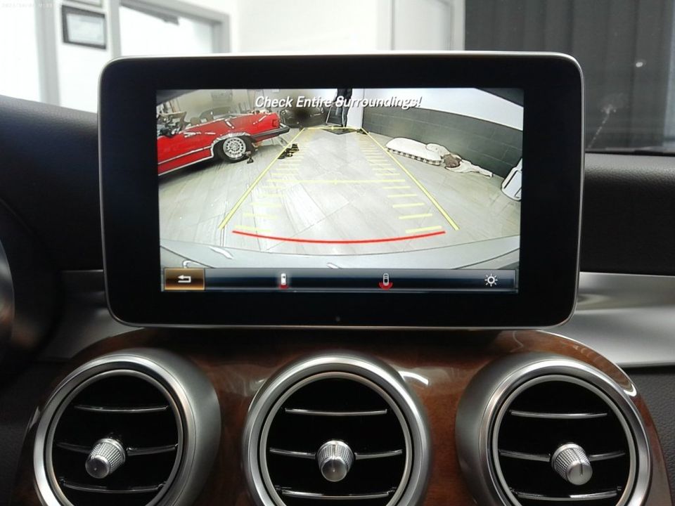 Mercedes-Benz C-Class 2016 - Image 18