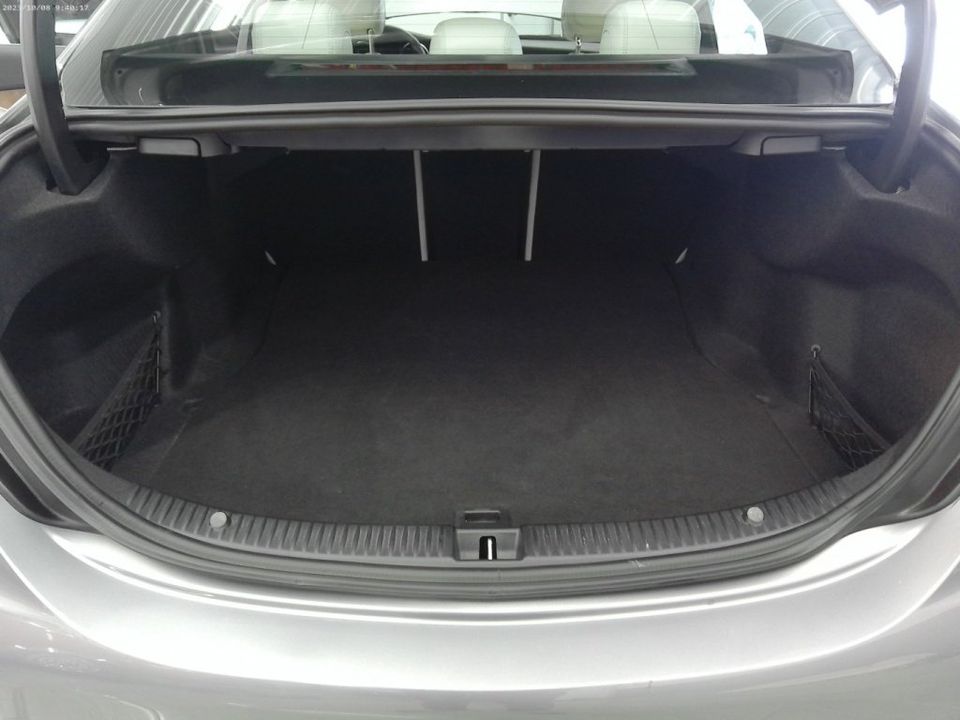 Mercedes-Benz C-Class 2016 - Image 22