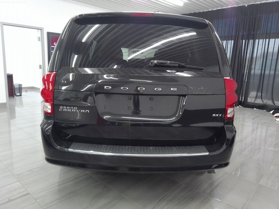 Dodge Grand Caravan 2014 - Image 6