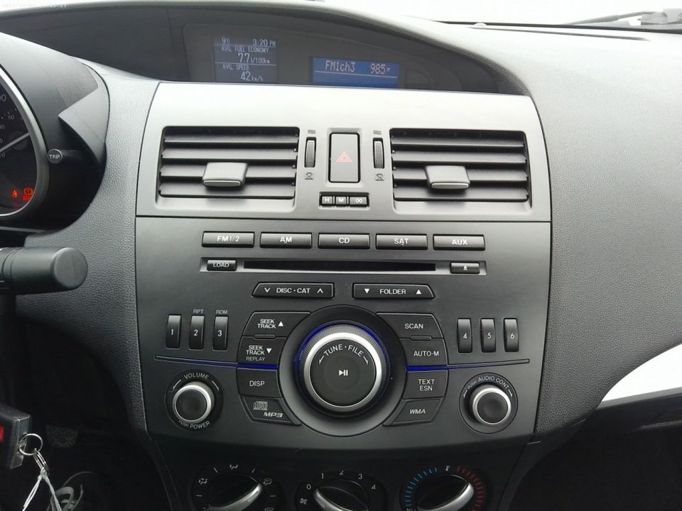 Mazda Mazda3 2013 - Image 11
